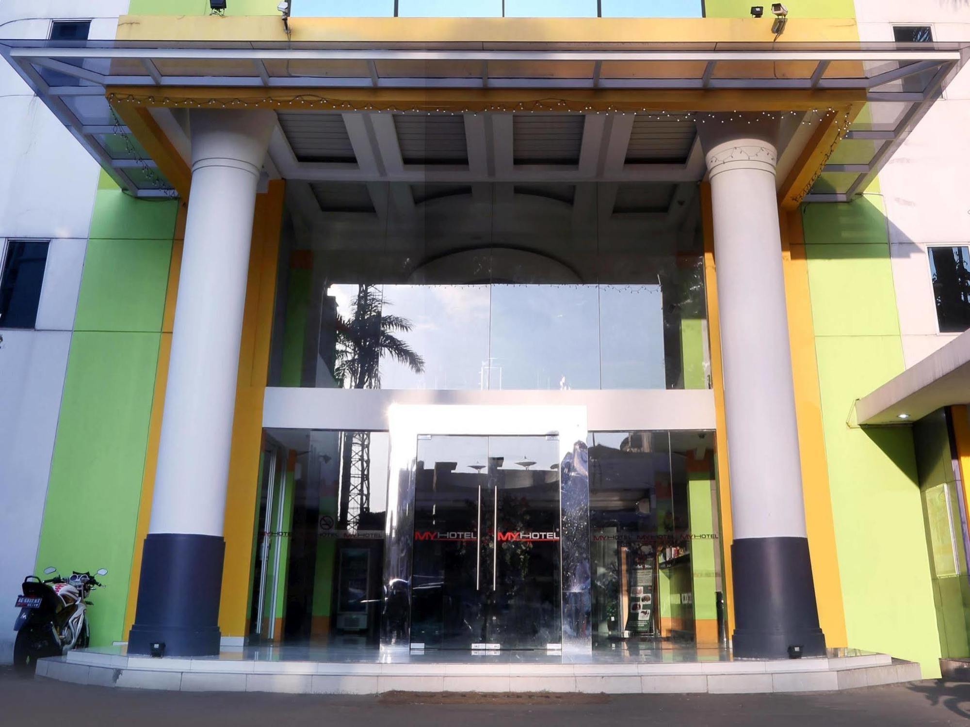 My Hotel Jakarta Buitenkant foto